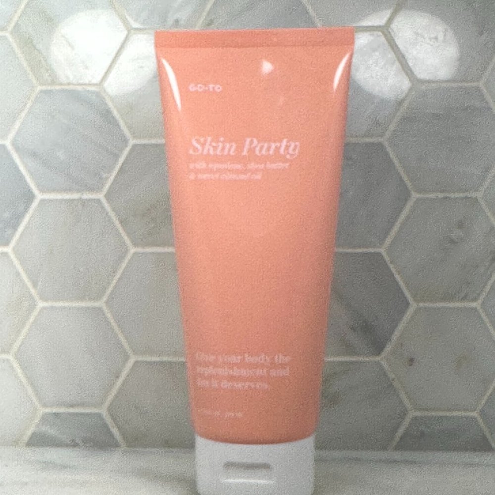Go-To Skin Party Body Lotion 200 ML / 6.76 FL OZ